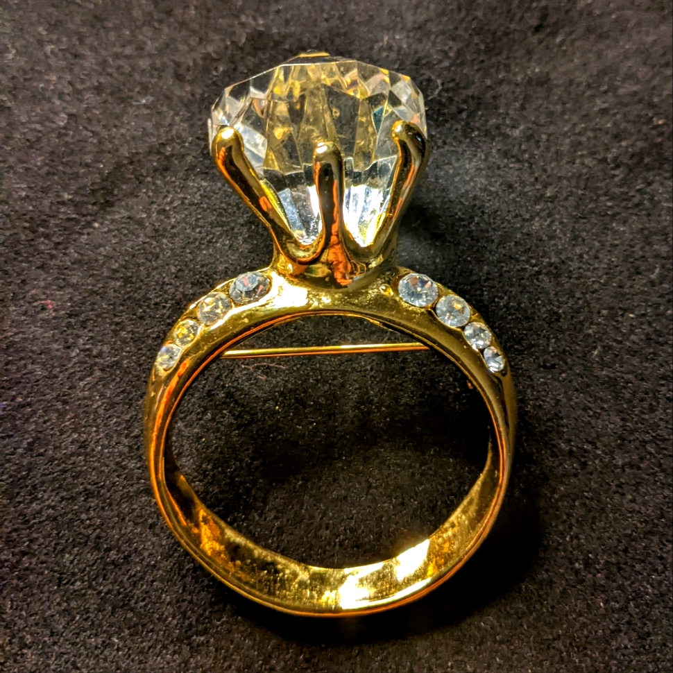 Solitaire Ring Brooch